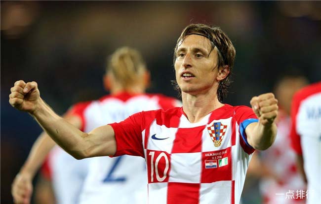 德州扑克中后期策略选择（德州扑克中后阶段策略决策）