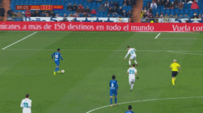 [图]中超-莱昂纳多传射 上海海港4-1送津门虎赛季首败